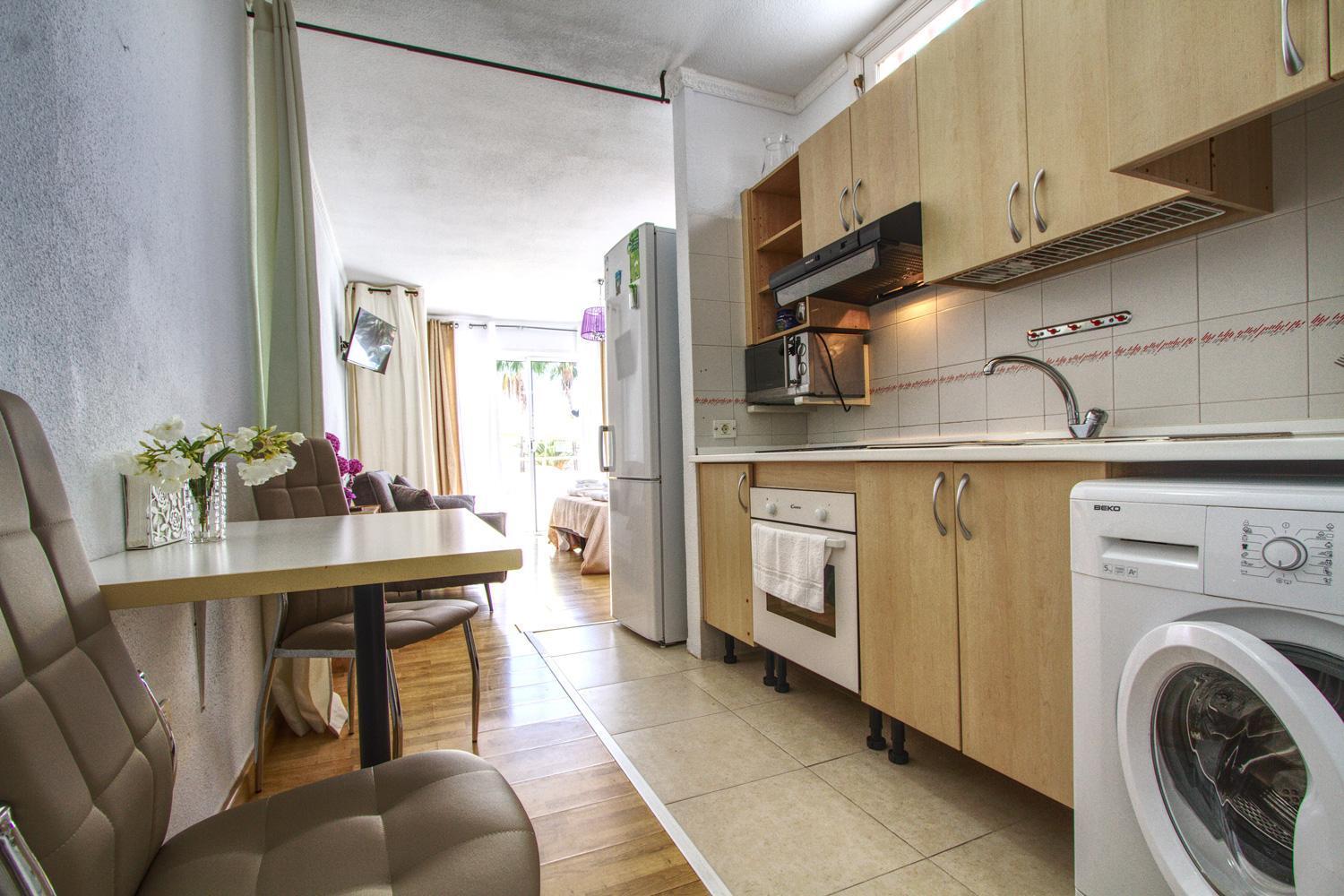 Apartments Island Village Heights أذيخي المظهر الخارجي الصورة